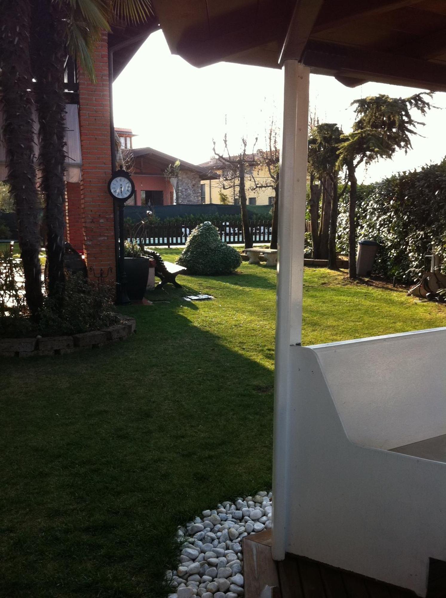 Manuela Le Quattro Coppe Hotell Desenzano del Garda Exteriör bild