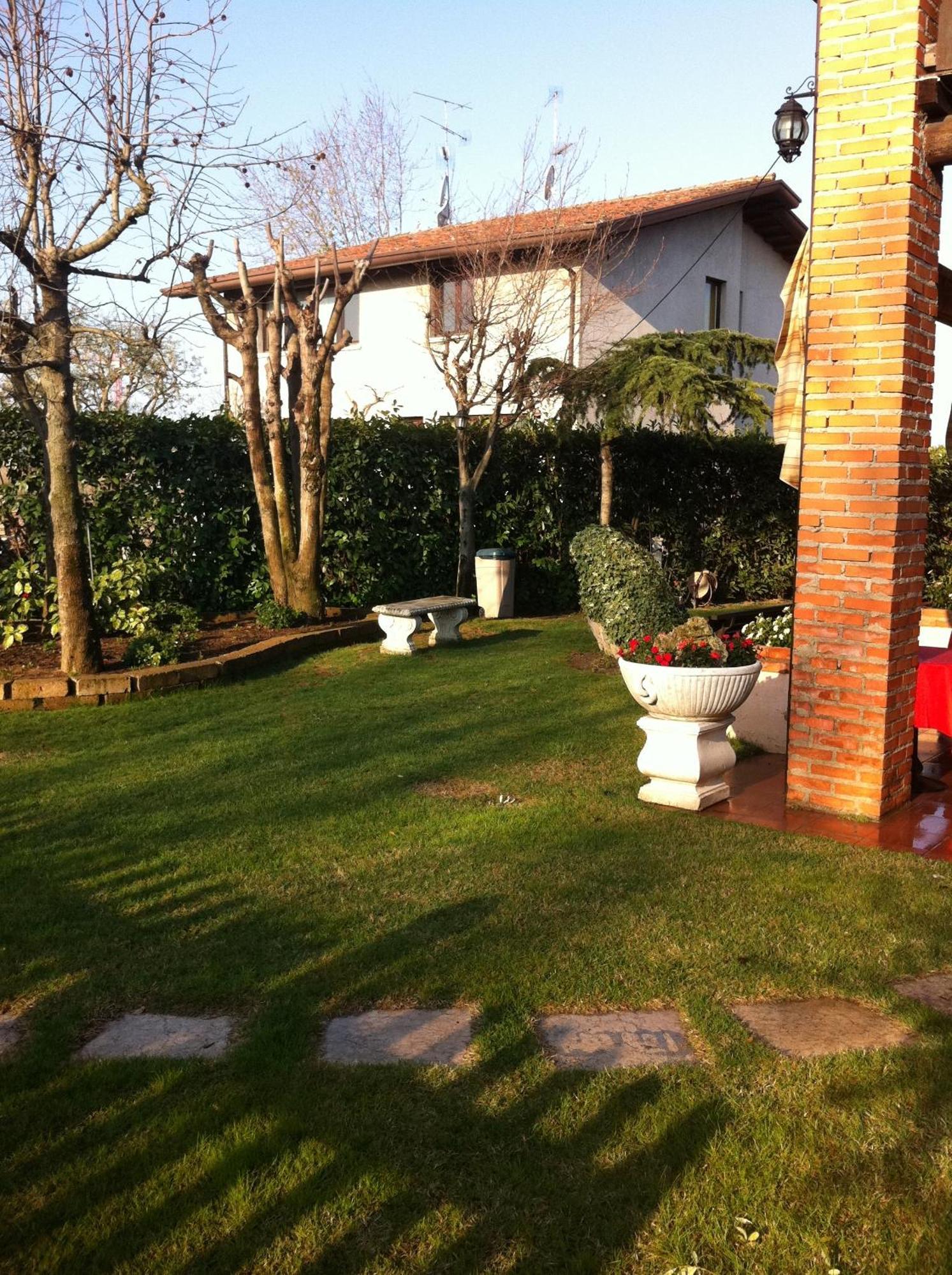 Manuela Le Quattro Coppe Hotell Desenzano del Garda Exteriör bild