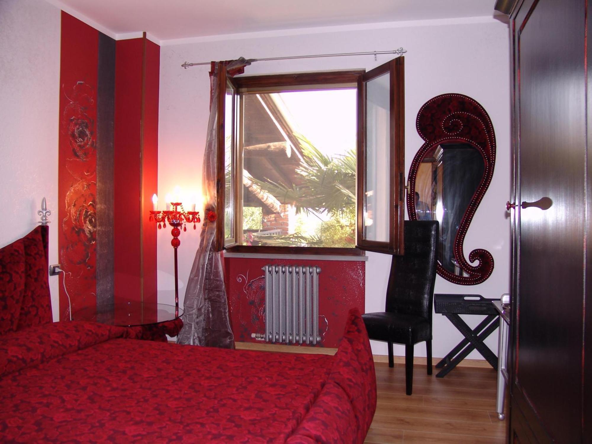 Manuela Le Quattro Coppe Hotell Desenzano del Garda Exteriör bild