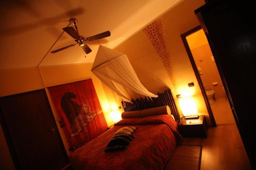 Manuela Le Quattro Coppe Hotell Desenzano del Garda Exteriör bild
